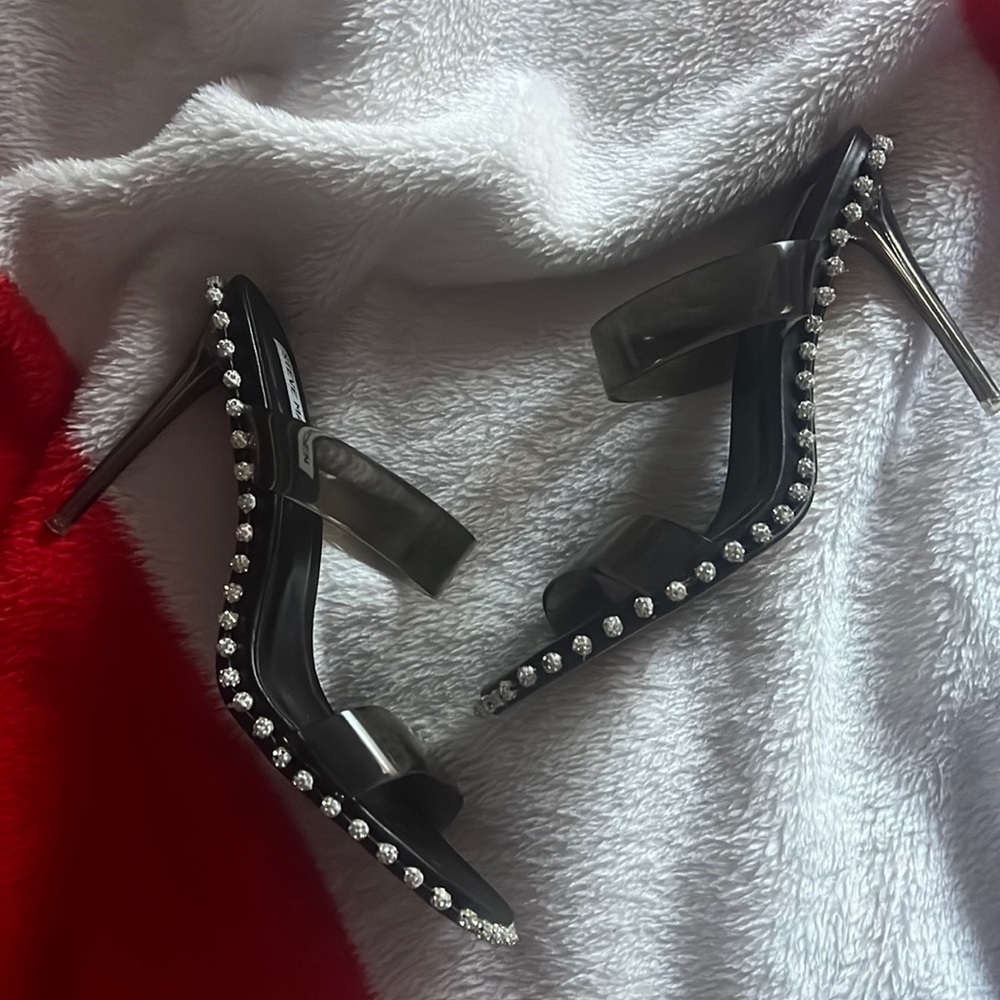 Diamond Studded Heels✨🤍